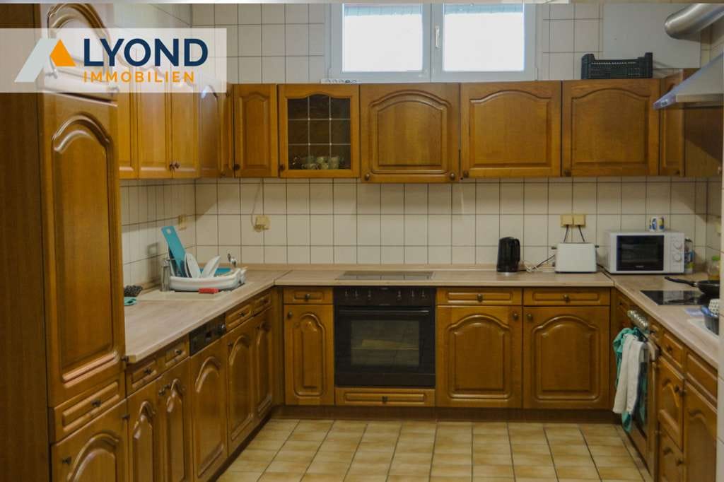 Immobilie in Wutha-Farnroda - Attraktives Mehrfamilienhaus in Wutha-Farnroda – Vielseitiges Anwesen mit großem Potenzial - Bild 3