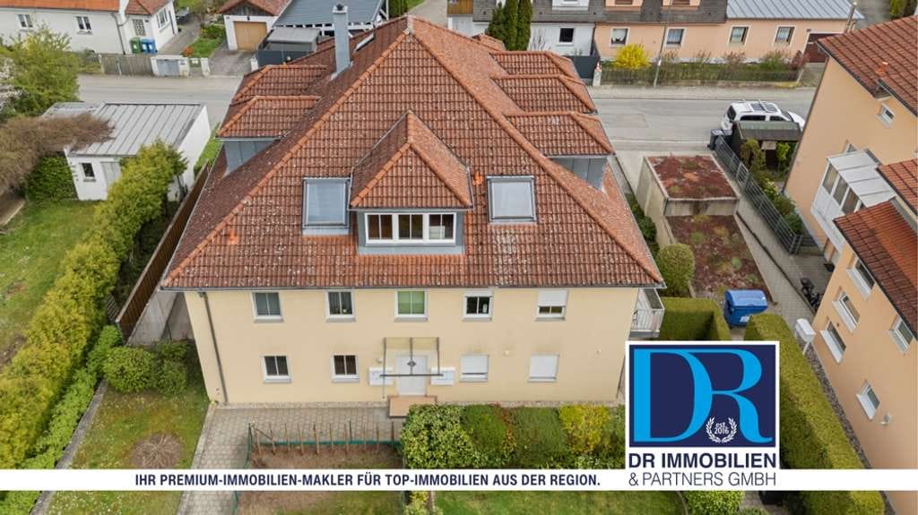 Immobilie in Ingolstadt - Kompakte 2-Zimmer-Wohnung mit EBK und zwei TG-Stellplätzen - Bild 0