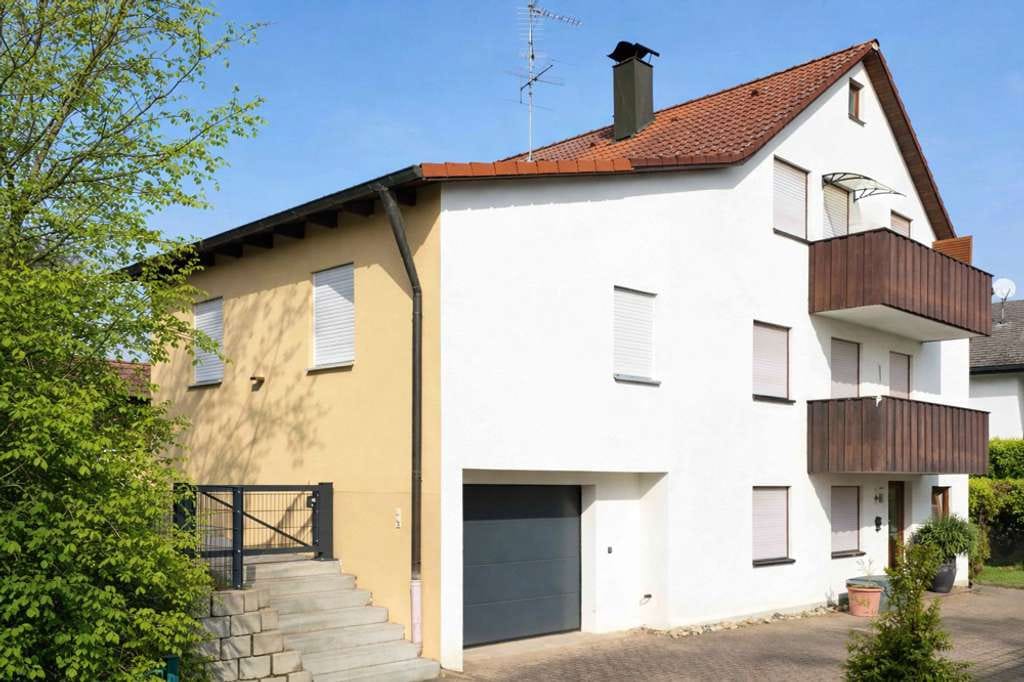 Immobilie in Geisenfeld - Großzügige 4-Zimmer-Erdgeschosswohnung mit Privatgarten und Terrasse in Geisenfeld - Bild 2