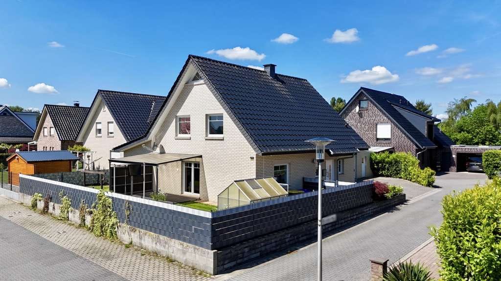 Immobilie in Isterberg - Großzügiges Einfamilienhaus mit viel Platz in ruhiger Wohnlage von Schüttorf  - Bild 3