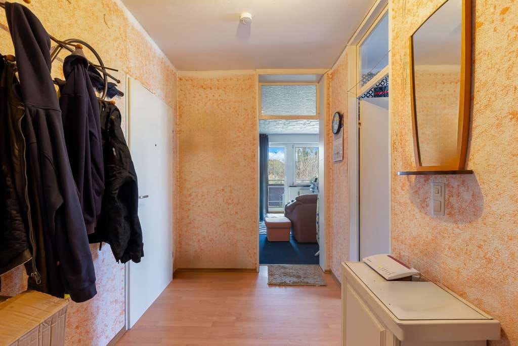 Immobilie in Leverkusen - Sanierungsbedürftige Etagenwohnung in Leverkusen-Lützenkirchen - Bild 3