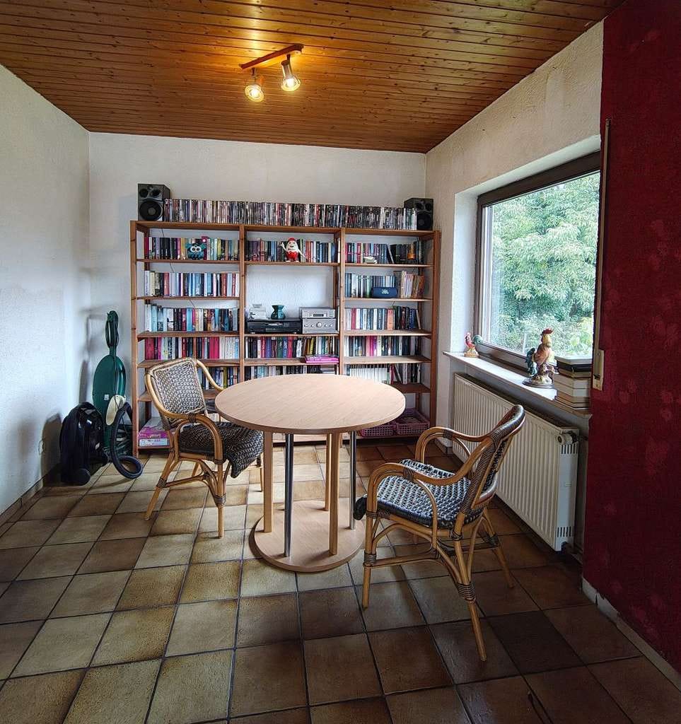 Immobilie in Einhausen - Einfamilienhaus mit Einliegerwohnung in ruhiger Lage - Bild 2