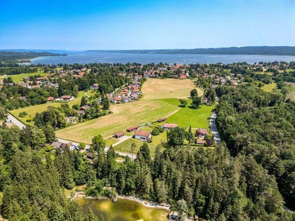 Immobilie in Seeshaupt - Kompakt & rundum modernisiert: 3,5-Zimmer-Maisonettewohnung am Starnberger See - Bild 2