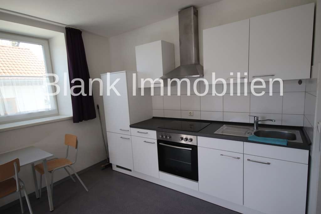 Immobilie in Buchenberg - Ein Haus – viele Möglichkeiten: Mehrfamilienhaus mit Garagen provisionsfrei zu verkaufen! - Bild 3