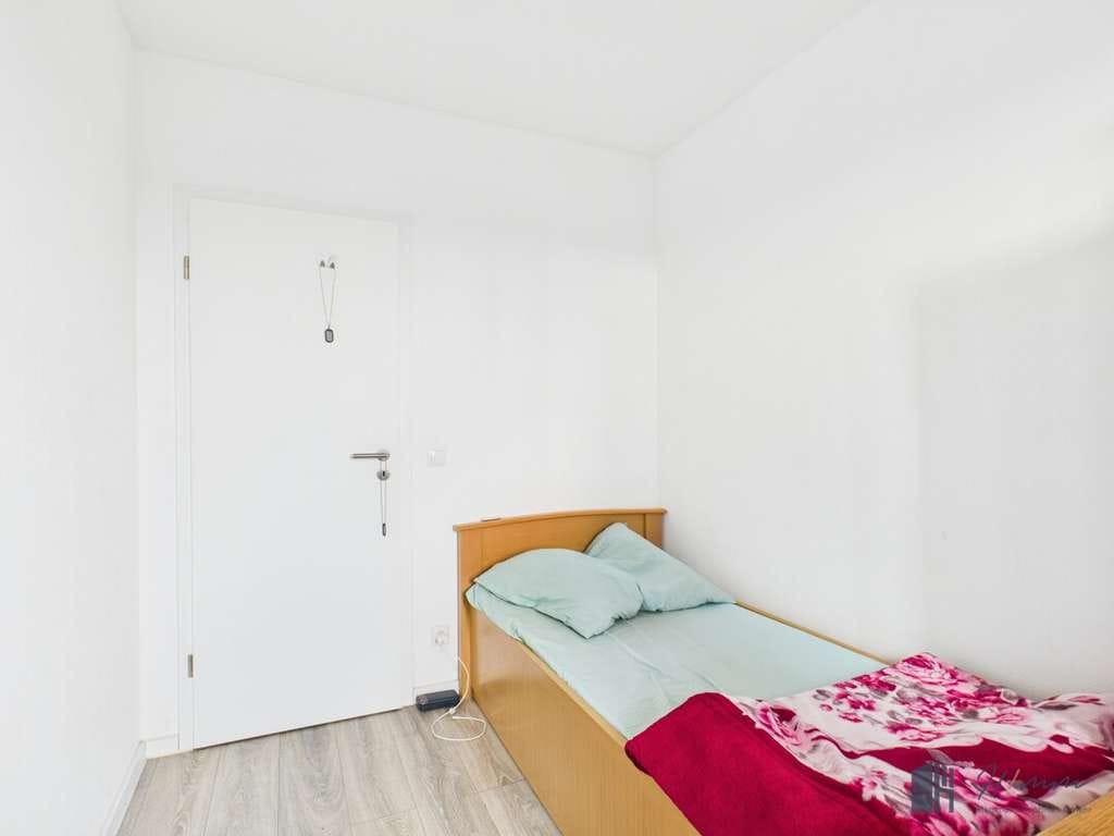 Immobilie in Köln - 3-Zimmer-Wohnung mit Loggia in Köln-Meschenich – Kapitalanlage oder Eigenheim! - Bild 4
