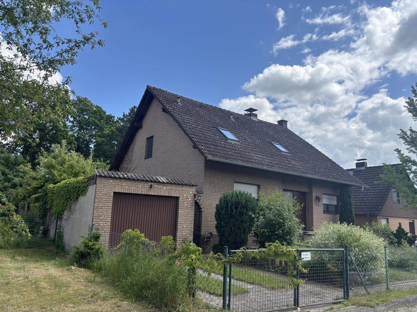Immobilie in Lemgow - Wohnhaus mit Einliegerwohnung und Wintergarten - Bild 1