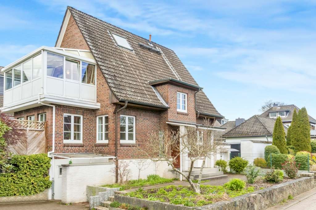 Immobilie in Großhansdorf - RAUS AUS DER STADT, REIN INS FAMILIENIDYLL DER WALDGEMEINDE GROSSHANSDORF - Bild 4