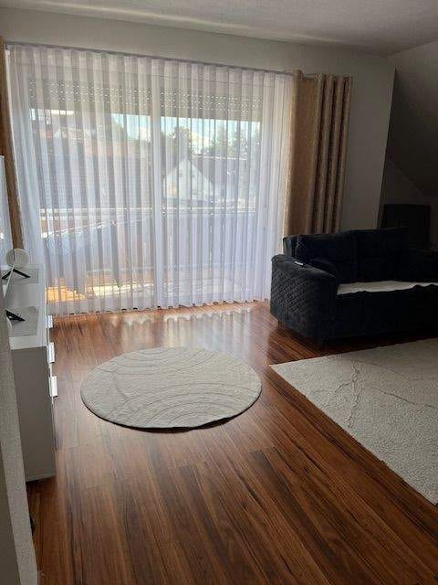 Immobilie in Jettingen-Scheppach - freundliche 3 ZKB, Dachgeschosswohnung, Balkon, 2 Kfz-Stellplätze in 89343 Jettingen-Scheppach OT Scheppach  - Bild 1