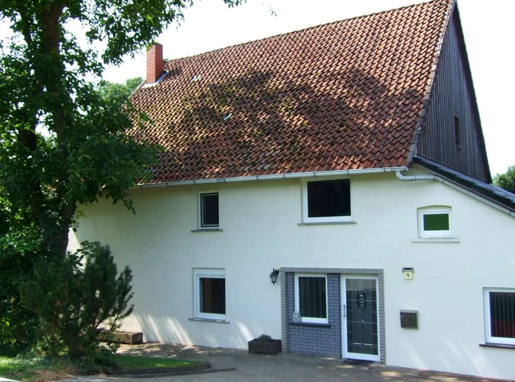 Immobilie in Extertal - Geräumiges, günstiges 9-Zimmer-Mehrfamilienhaus in Extertal, in ländlicher Lage - Bild 0