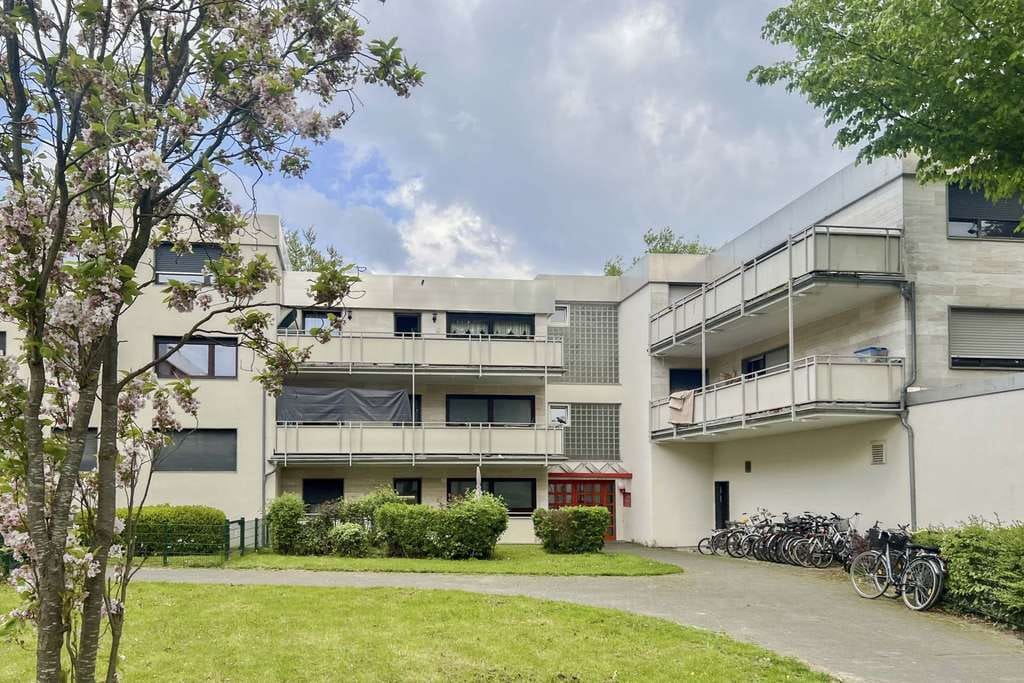 Immobilie in Bergheim - Lichtdurchflutete 3-Zimmer-Wohnung mit sonnigem Balkon - ideal für Eigennutzer oder Kapitalanleger - Bild 0