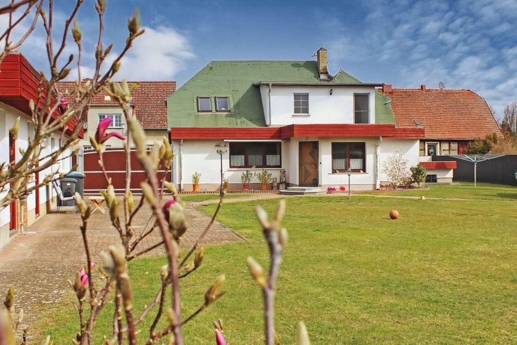 Immobilie in Rathenow - *FREIGEIST*mit enorm viel Platz im Haus, Nebengelass und Garten* Traumgrundstück* - Bild 0