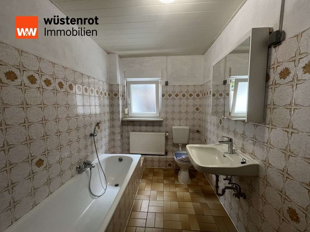 Immobilie in Limeshain - Charmante 4-Zimmer-Erdgeschosswohnung mit moderner Küche und Stellplatz - Bild 3