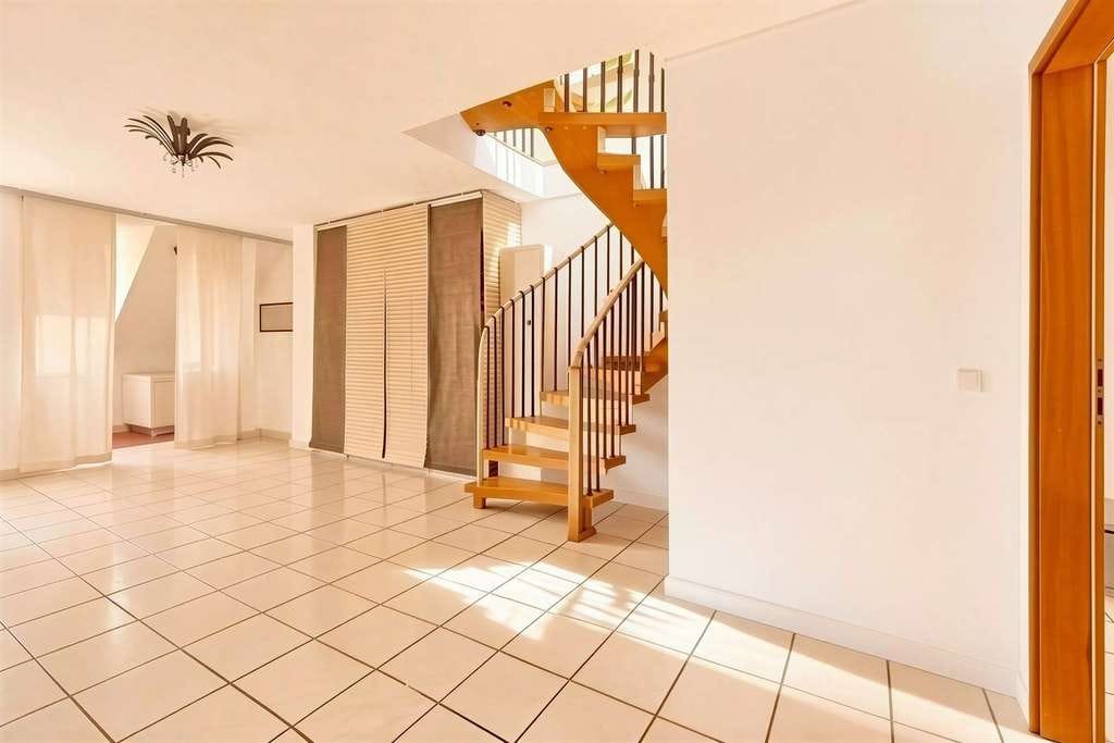 Immobilie in Mehlingen - Wohnen auf zwei Ebenen – 2-Zimmer-Maisonette mit Balkon und Stellplatz in zweiter Baureihe - Bild 3