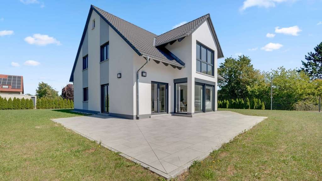 Immobilie in Hummeltal - Hochwertiger Neubau! Energieeffizientes Architektenhaus mit Privatsphäre auf großem Grundstück - Bild 4
