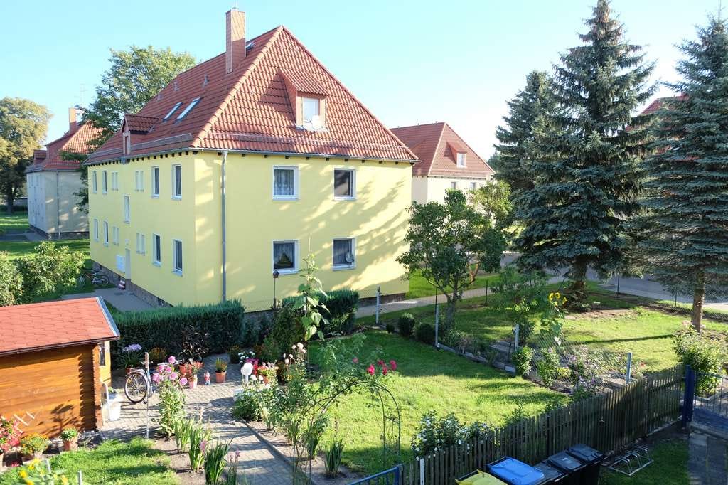 Immobilie in Markranstädt - * OT Kulkwitz * große Wohnküche * Laminat * Bad mit Wanne und Fenster * Stellplatz * - Bild 0