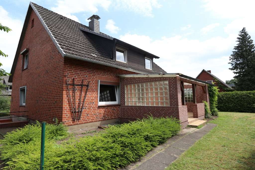 Immobilie in Büchen - Ruhig gelegenes Einfamilienhaus mit Potential! - Bild 3
