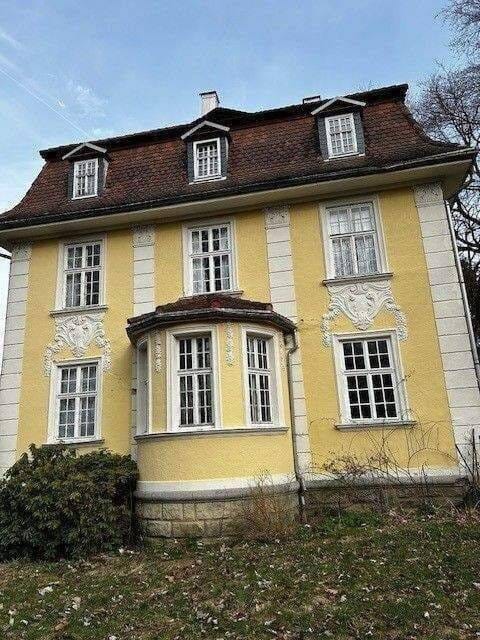 Immobilie in Schalkau - Historisches Herrenhaus in Thüringen / Nahe Coburg  - Bild 1
