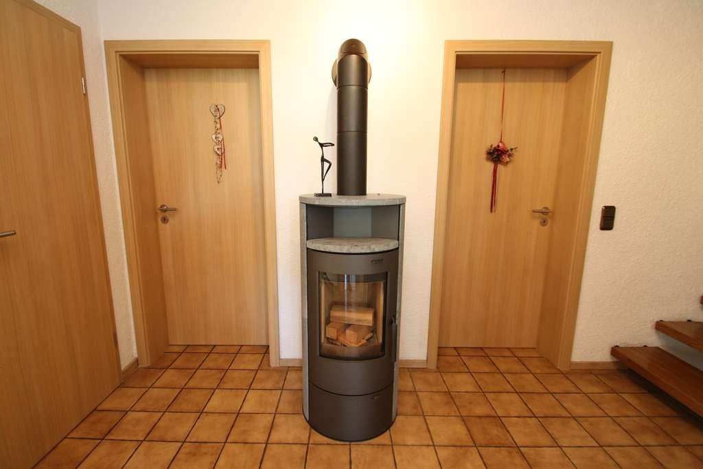 Immobilie in Nauheim - Vielseitiges Immobilienensemble im Herzen von Nauheim - Bild 2
