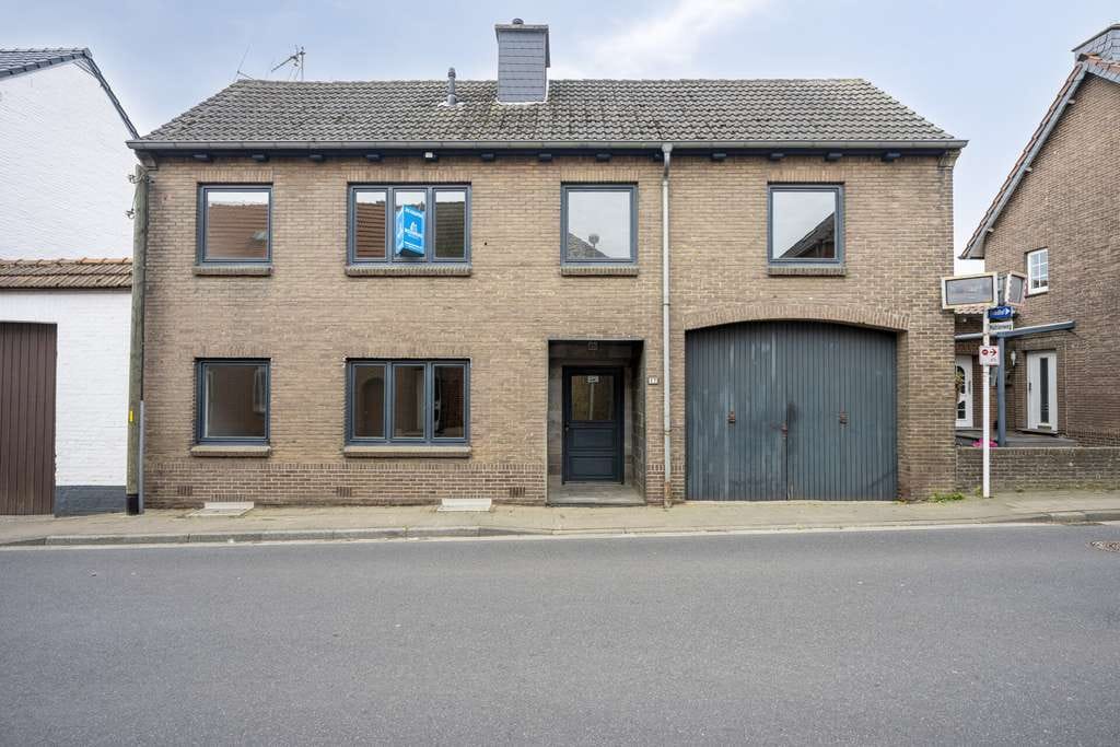 Immobilie in Selfkant - Charmantes Zuhause mit Pferdeboxen und traumhaftem Garten in Selfkant-Havert! - Bild 1