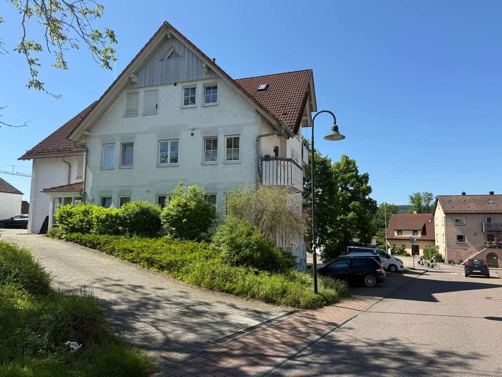Immobilie in Langenbrettach - 2-Ti-Whg in ruhiger Lage mit Balkon und Autoabstellplatz - Bild 3