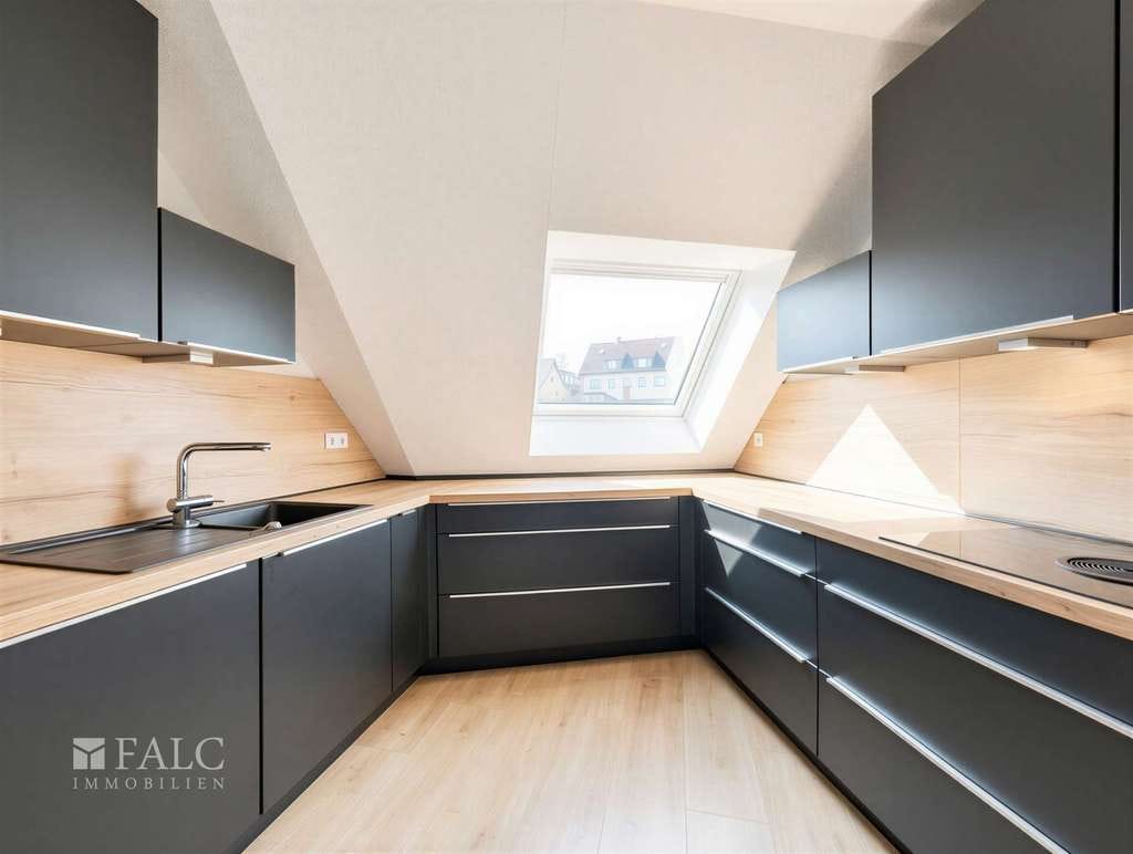 Immobilie in Schwelm - Lichtdurchflutete Maisonette-Wohnung mit Balkon: Zwei Ebenen voller Möglichkeiten! - Bild 4