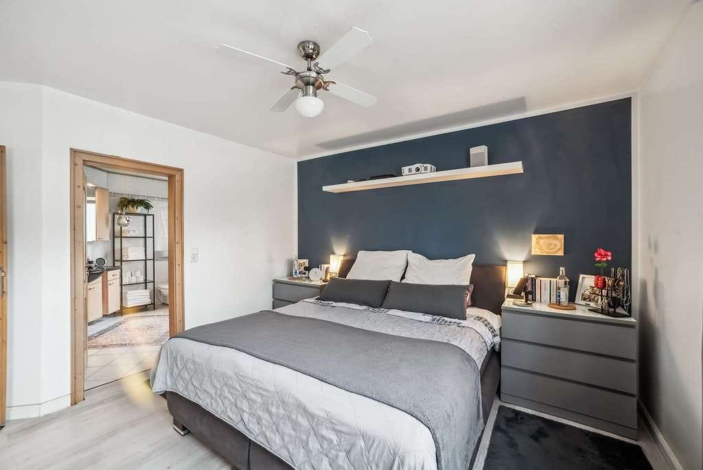 Immobilie in Siershahn - Viel Platz für Familie & Generationen – Wohnhaus mit ca. 290 m² Wohnfläche - Bild 4