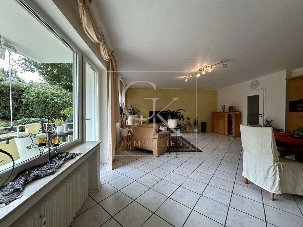 Immobilie in Bad Breisig - Einziehen oder vermieten: Gepflegte 3-Zimmer-Wohnung mit Garage in Bad Breisig - Bild 0