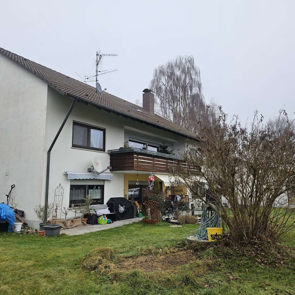 Immobilie in Ebenweiler - Schönes Dreifamilienhaus mit wunderschönem Garten - Bild 0