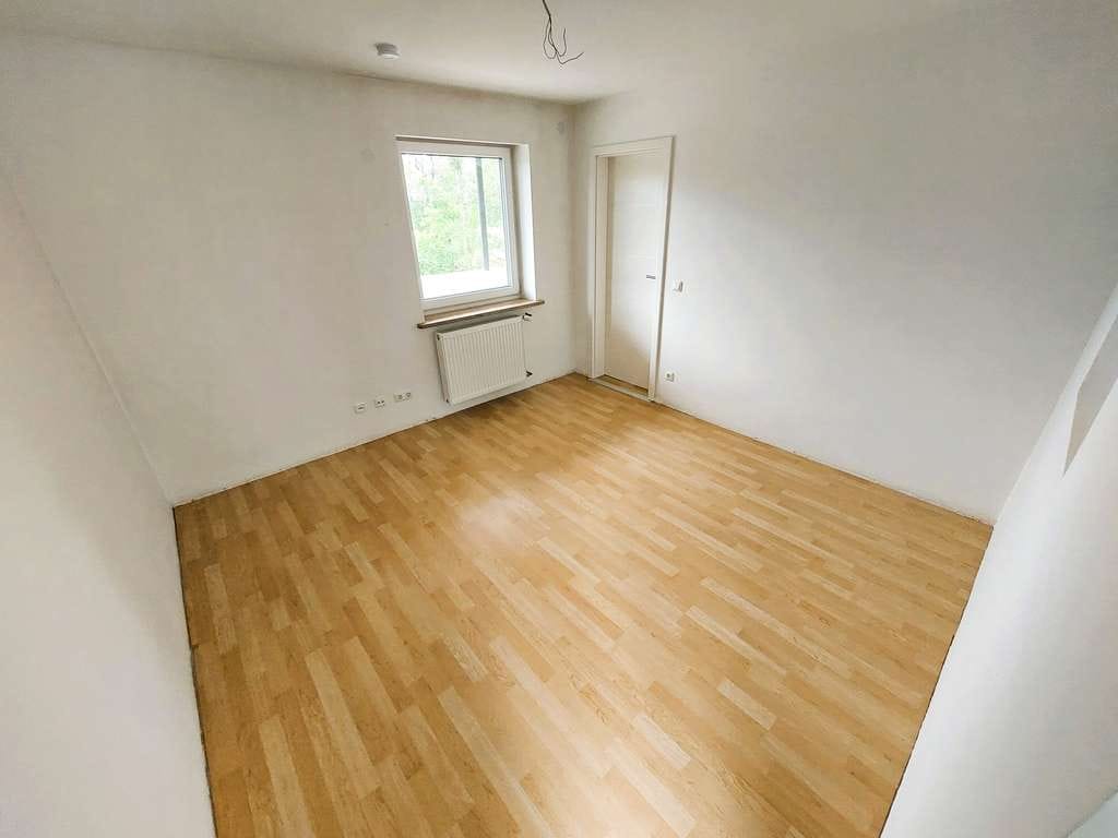 Immobilie in Wartenberg - Großzügig geschnittene 5-Zimmer Wohnung in toller Ortsrandlage - Bild 3