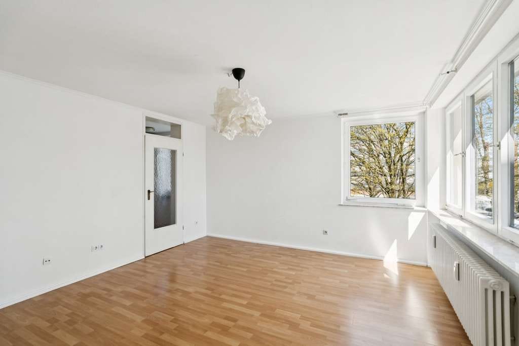 Immobilie in Vaterstetten - Gepflegte 1,5-Zimmer-Wohnung im 1. OG, frei ab sofort - im Gustav-Mahler-Weg - Bild 2