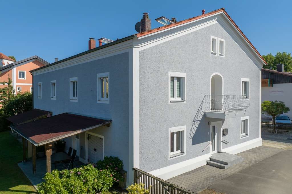 Immobilie in Bad Birnbach - Stadthaus‑Juwel im Kurort Bad Birnbach – großzügig, stilvoll, rundum modernisiert! - Bild 2