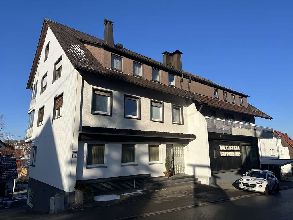 Immobilie in Aichhalden - Über den Dächern von Rötenberg - Ein Zuhause für Familien, Generationenwohnen oder Kapitalanleger - Bild 1