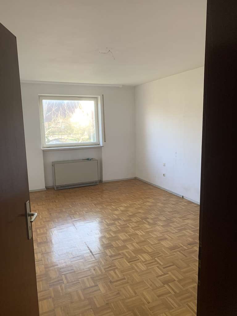 Immobilie in Berg (Pfalz) - Berg: Charmantes Einfamilienhaus mit ausgebautem DG in sonniger Lage - Nutzung als 2FH möglich - Bild 2