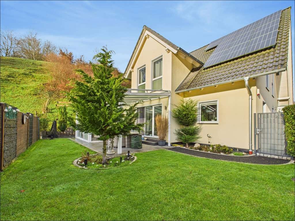 Immobilie in Johannesberg - Elegantes Niedrigenergiehaus mit durchdachtem Wohnkonzept! - Bild 0