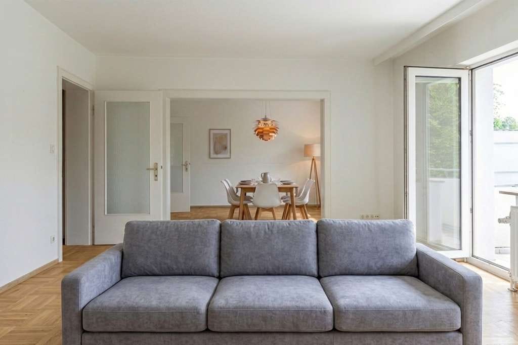 Immobilie in Flensburg - Ihr Zuhause in zentraler Lage - gut aufgeteilte 4-Zimmer Eigentumswohnung. - Bild 2
