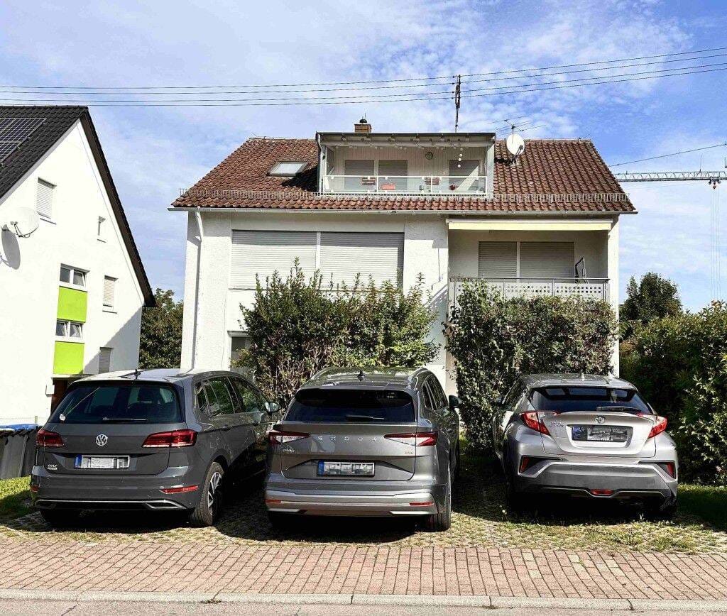 Immobilie in Leutenbach - Dreifamilienhaus in guter Lage von Leutenbach-Nellmersbach, eine Wohnung frei. - Bild 2