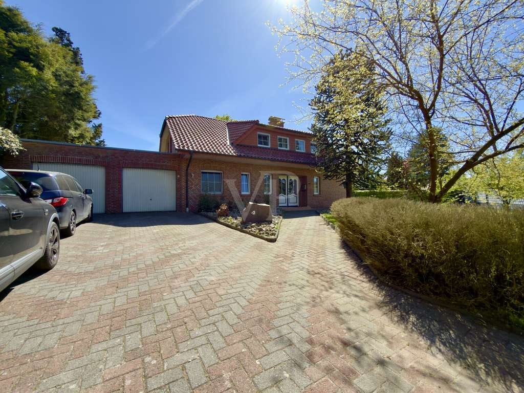 Immobilie in Herzlake - Viel Raum zum Leben: Einfamilienhaus mit zwei möglichen Wohneinheiten - Bild 1