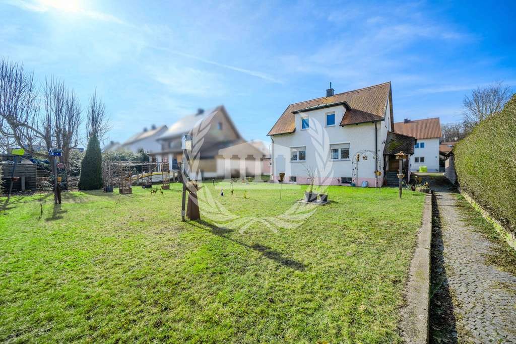 Immobilie in Lappersdorf - Zwei Häuser, ein Grundstück – Kapitalanlage & Neubaupotenzial in Pielmühle! - Bild 2