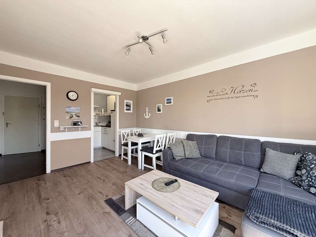 Immobilie in Glücksburg - Ferienwohnung, besondere Lage, charmante 2 Zimmer Wohnung mit Balkon und Stellplatz in Glücksburg - Bild 3