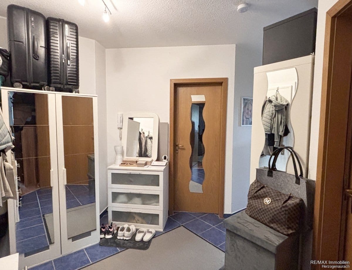 Immobilie in Weisendorf - Attraktive 3-Zimmer-Eigentumswohnung für Kapitalanleger - Bild 2