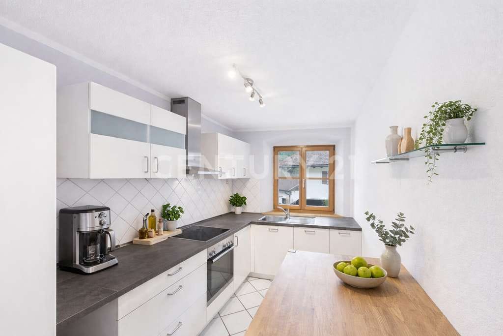 Immobilie in Siegsdorf - Stilvolle Maisonette-Wohnung für modernes Wohnen - Bild 2