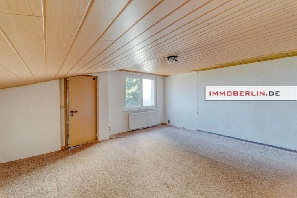 Immobilie in Velten - IMMOBERLIN.DE - Interessantes Haus mit Potenzial, Garage & Nebengebäude in ländlicher Lageharmonie - Bild 4