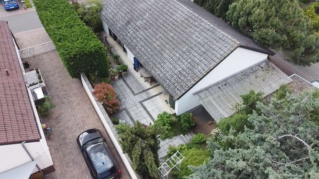 Immobilie in Hochdorf-Assenheim - Provisionsfreies Einfamilienhaus mit 594 m² Grundstück, Südgarten, Doppelgarage, Sauna - Bild 2