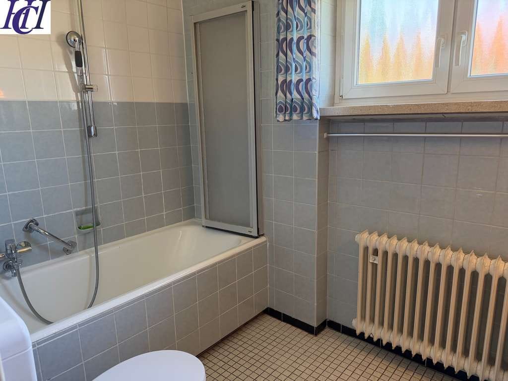 Immobilie in Liederbach - Liederbach - Klassisches Reihenhaus mit 6 Zimmern in familienfreundlicher Lage - Bild 3