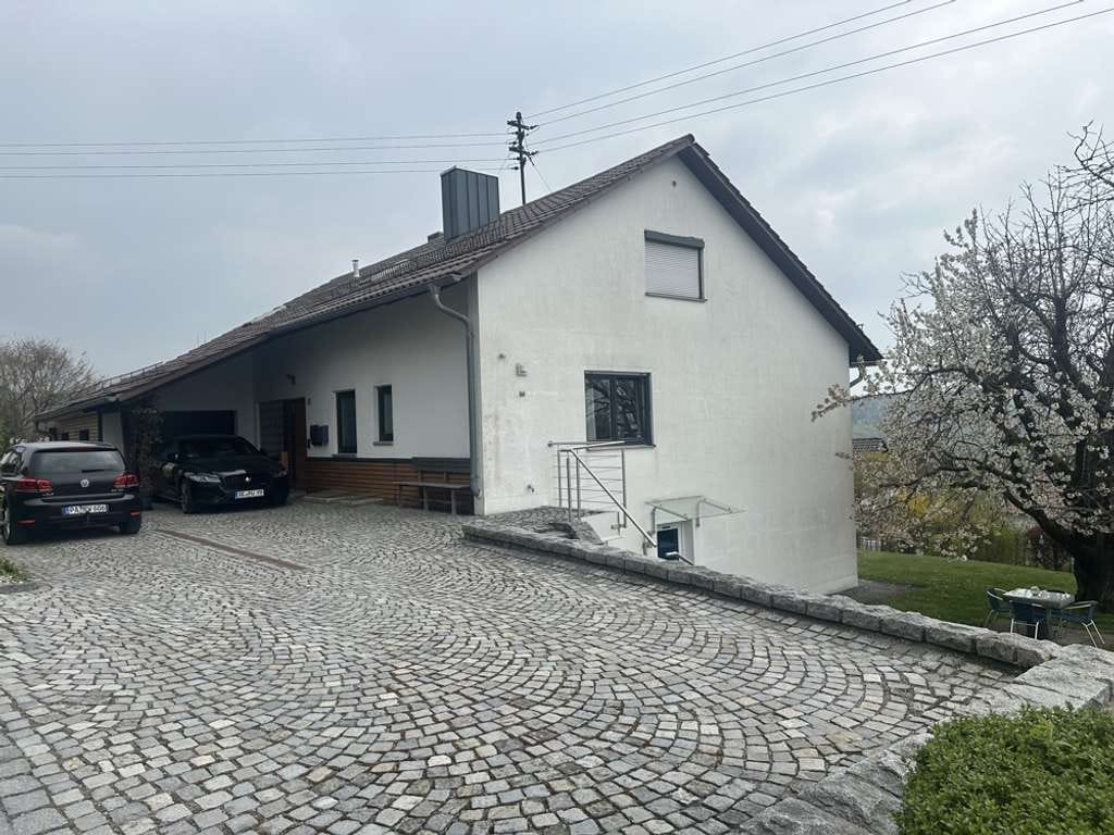 Immobilie in Fürstenstein - Großzügige 3-Zimmer-ETW in Fürstenstein/Nammering - Bild 0