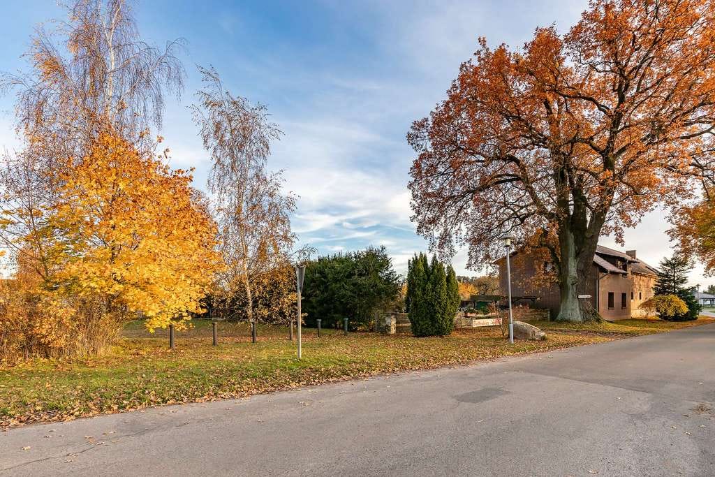 Immobilie in Tauche - Vielseitiges Anwesen mit Einfamilienhaus, Veranstaltungsgebäuden & großem Grundstück in Tauche! - Bild 1