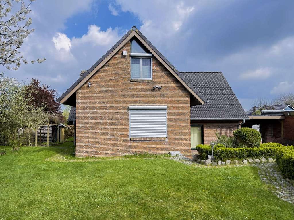 Immobilie in Mildstedt - Einzigartiges Architektenhaus mit großzügigem Garten – Ihr stilvolles Zuhause in Mildstedt - Bild 2