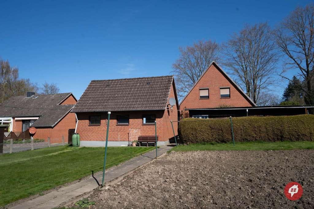 Immobilie in Lammershagen - Für Handwerker - kleines Haus in traumhafter Lage nahe dem Selenter See - Bild 3