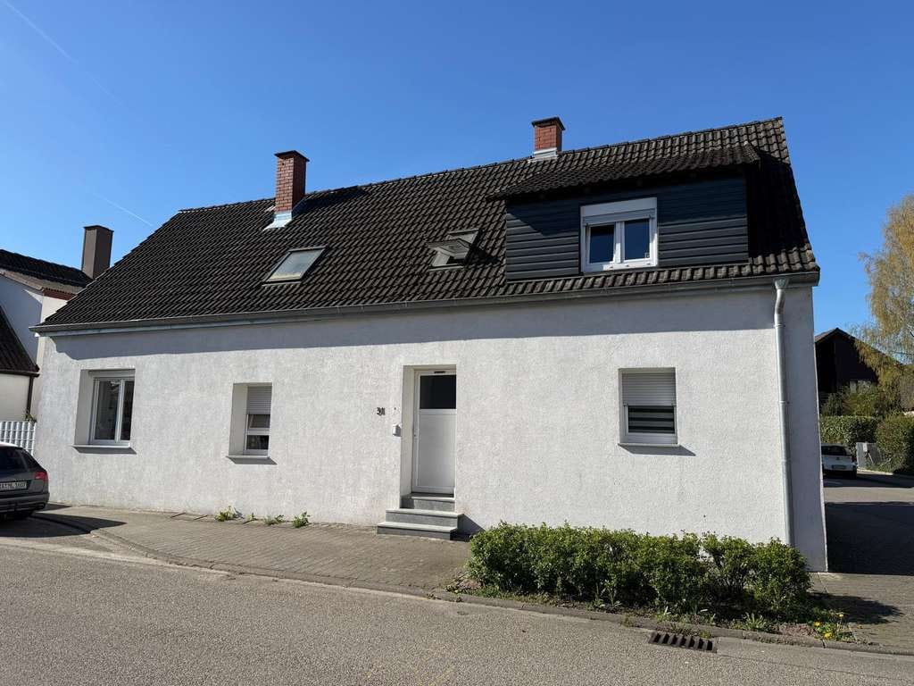 Immobilie in Au am Rhein - Kapitalanlage mit Entwicklungspotenzial – Zweifamilienhaus in Au am Rhein - Bild 1