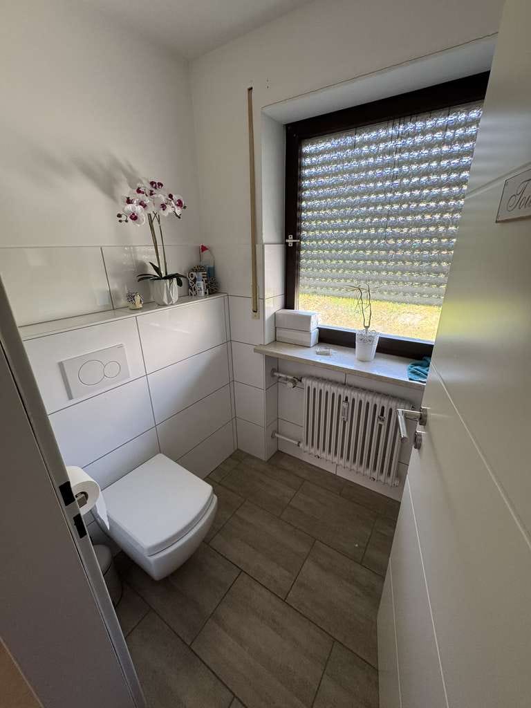Immobilie in Weichs - Provisionsfrei: Zweifamilienhaus mit großem Grundstück in zentraler Lage von Weichs - Bild 4
